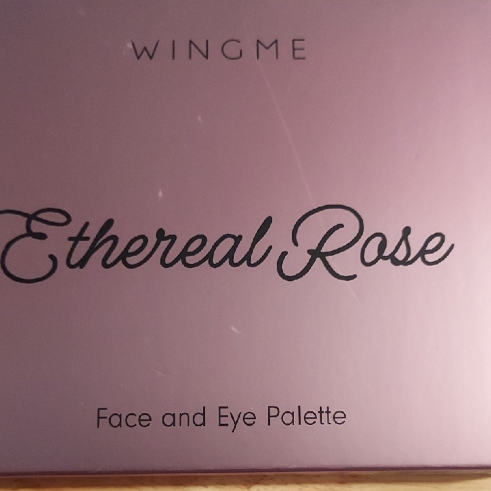 WingMe Ethereal Rose Face and Eye Palette